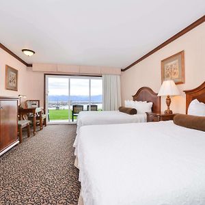 Deluxe Queen Room Two Queen Beds